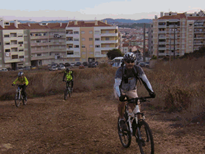 fotos vrias dos ciclistas num passeio perto de Sintra
