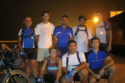 Grupo de biciclista na Praia Grande
